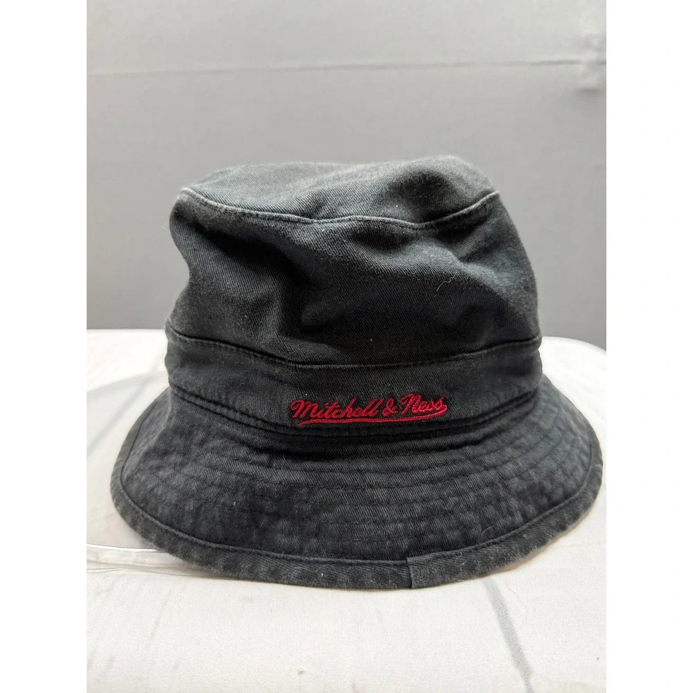 Mitchell & Ness Bucket Hat Mens Black Miami Heat Hardwood‎ Classics OSFM